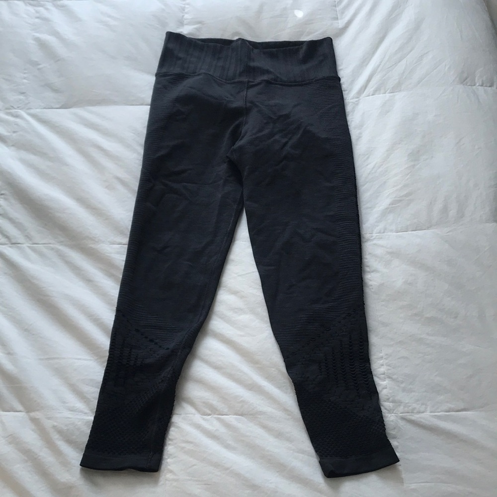 Athleta black leggings - ankle length- medium